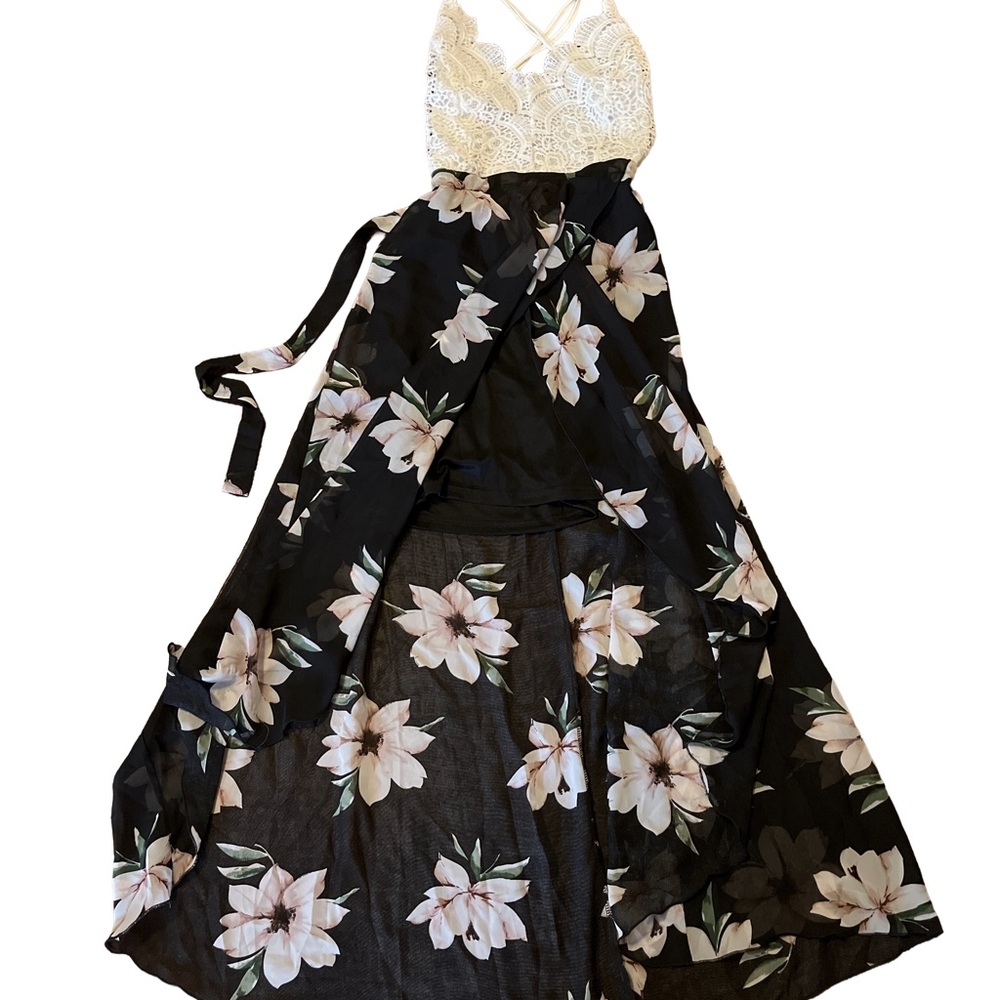 Blooming Jelly Floral Maxi Dress with White Lace Top